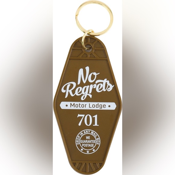 No Regrets Motor Lodge Retro Hotel Keyring Keychain - Picture 1 of 4